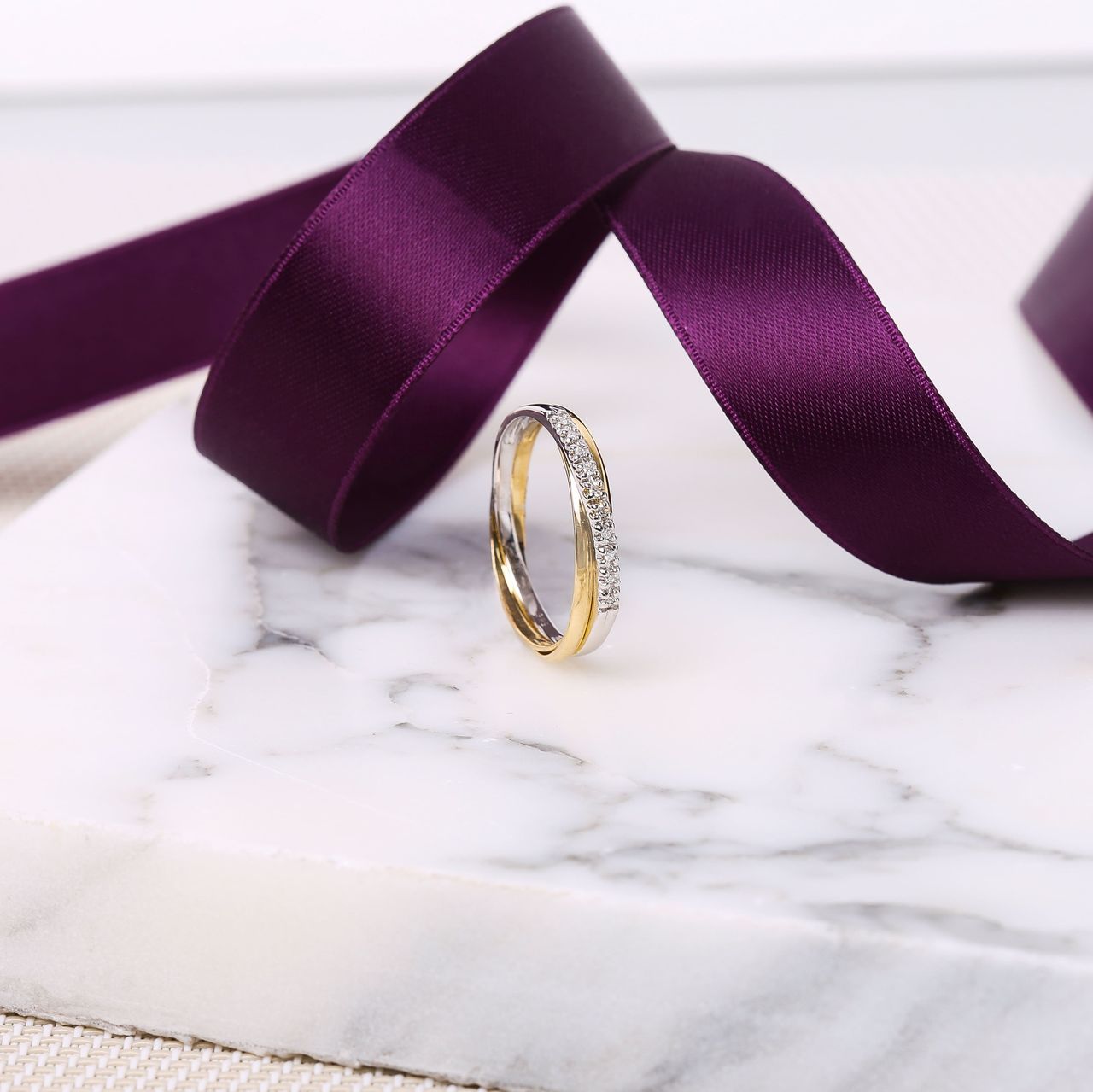 14 Karaat bicolor gouden ring met diamant 0.05ct