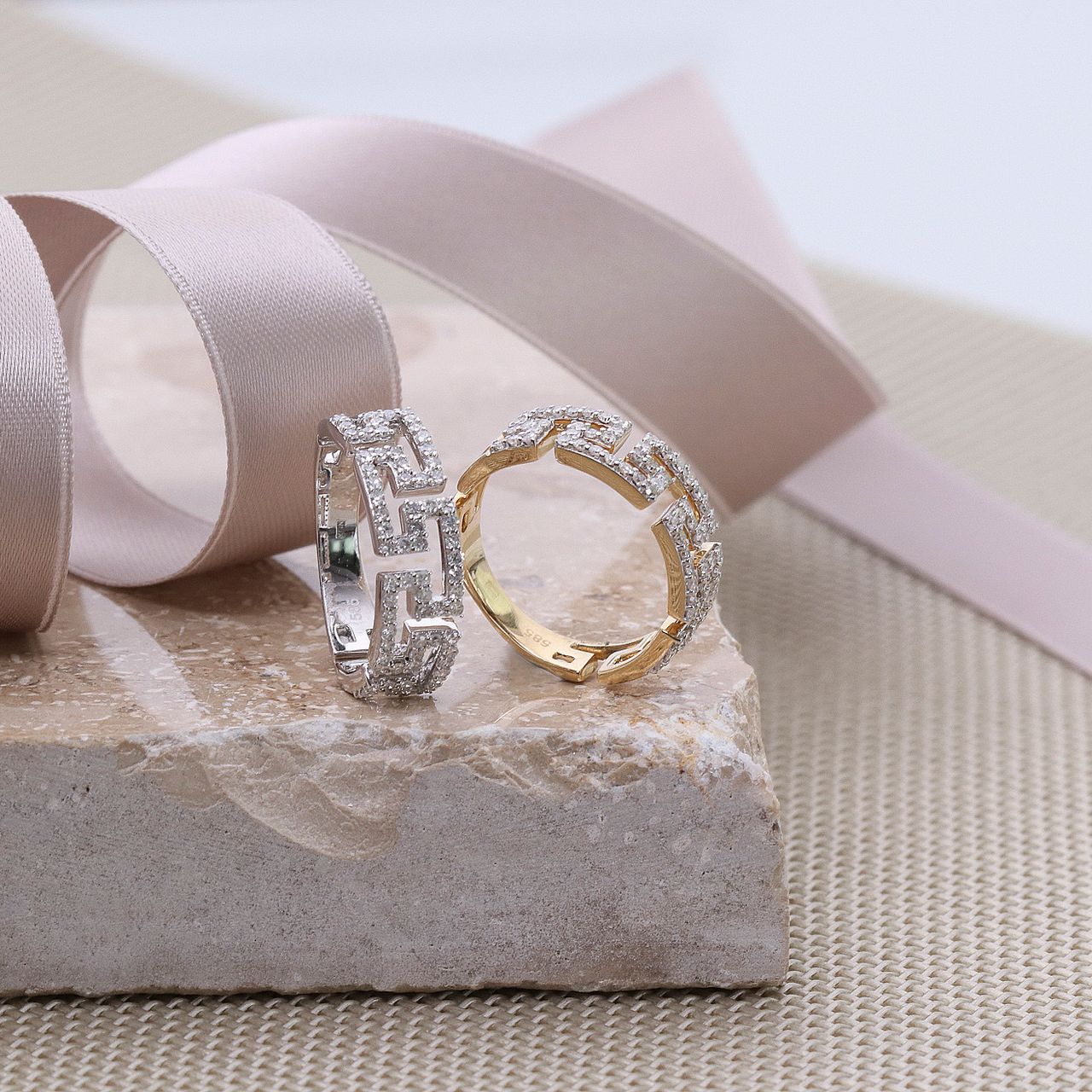 14K geelgouden ring fantasie 71 diamanten 0,43ct