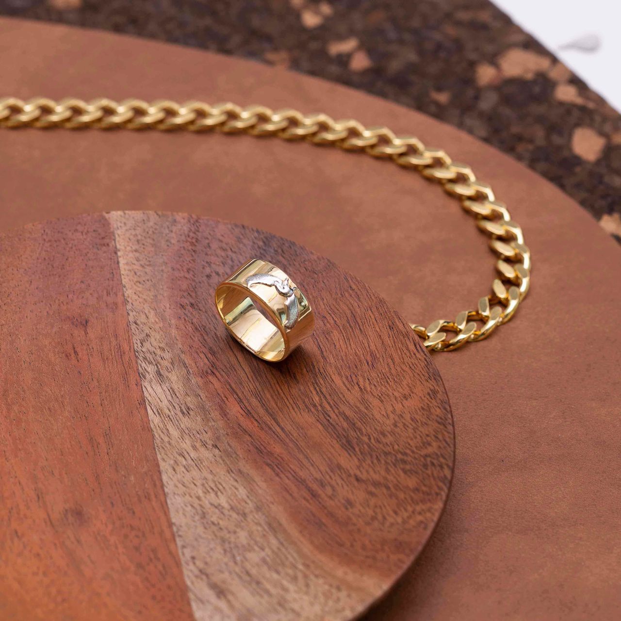 14 Karaat geelgouden heren ring met adelaar