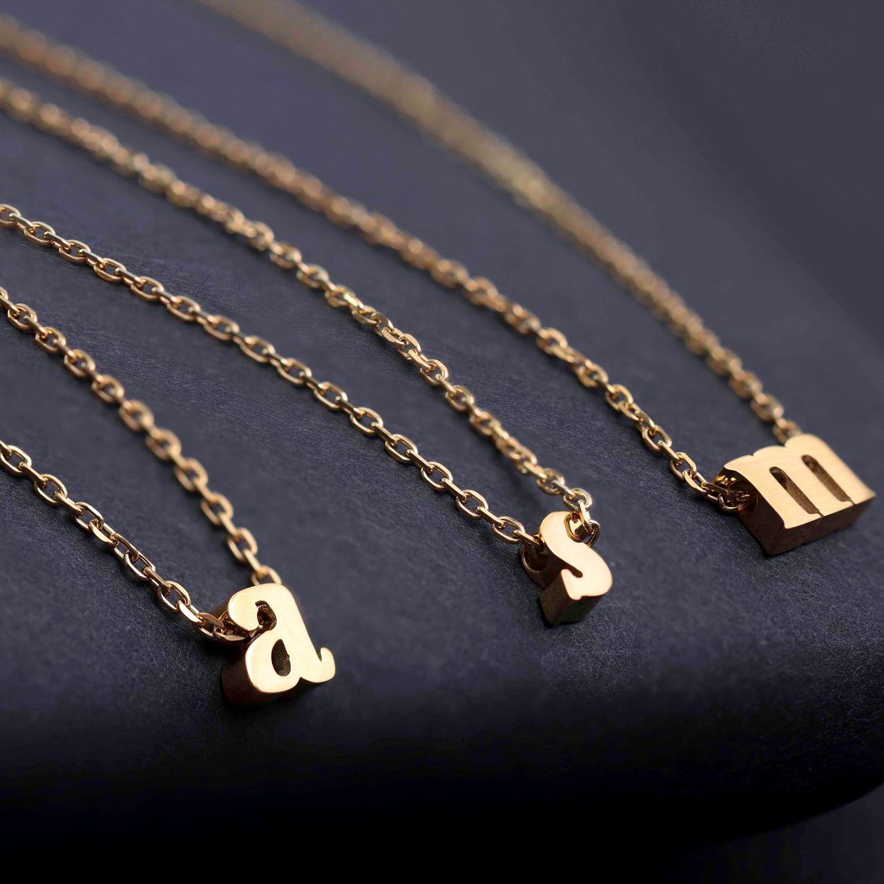 Goldplated ketting met letterhanger voor dames