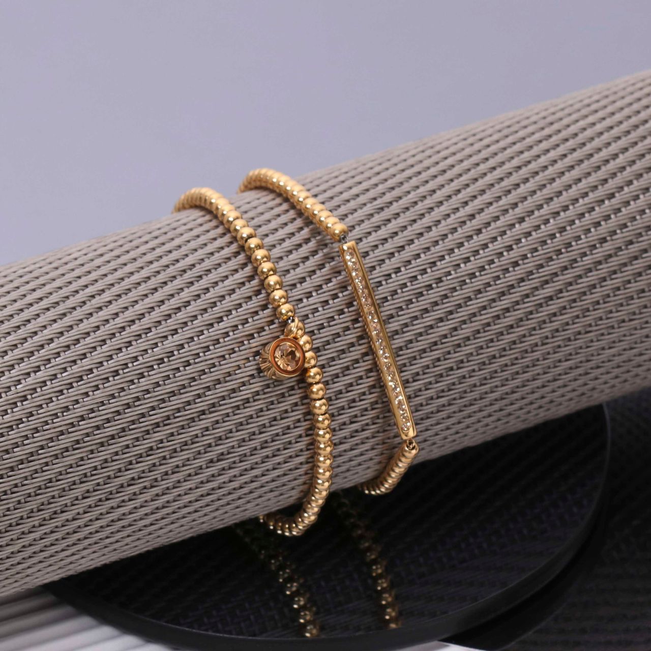 Gerecycleerd stainless steel armband gold bol/bar colorado kristal
