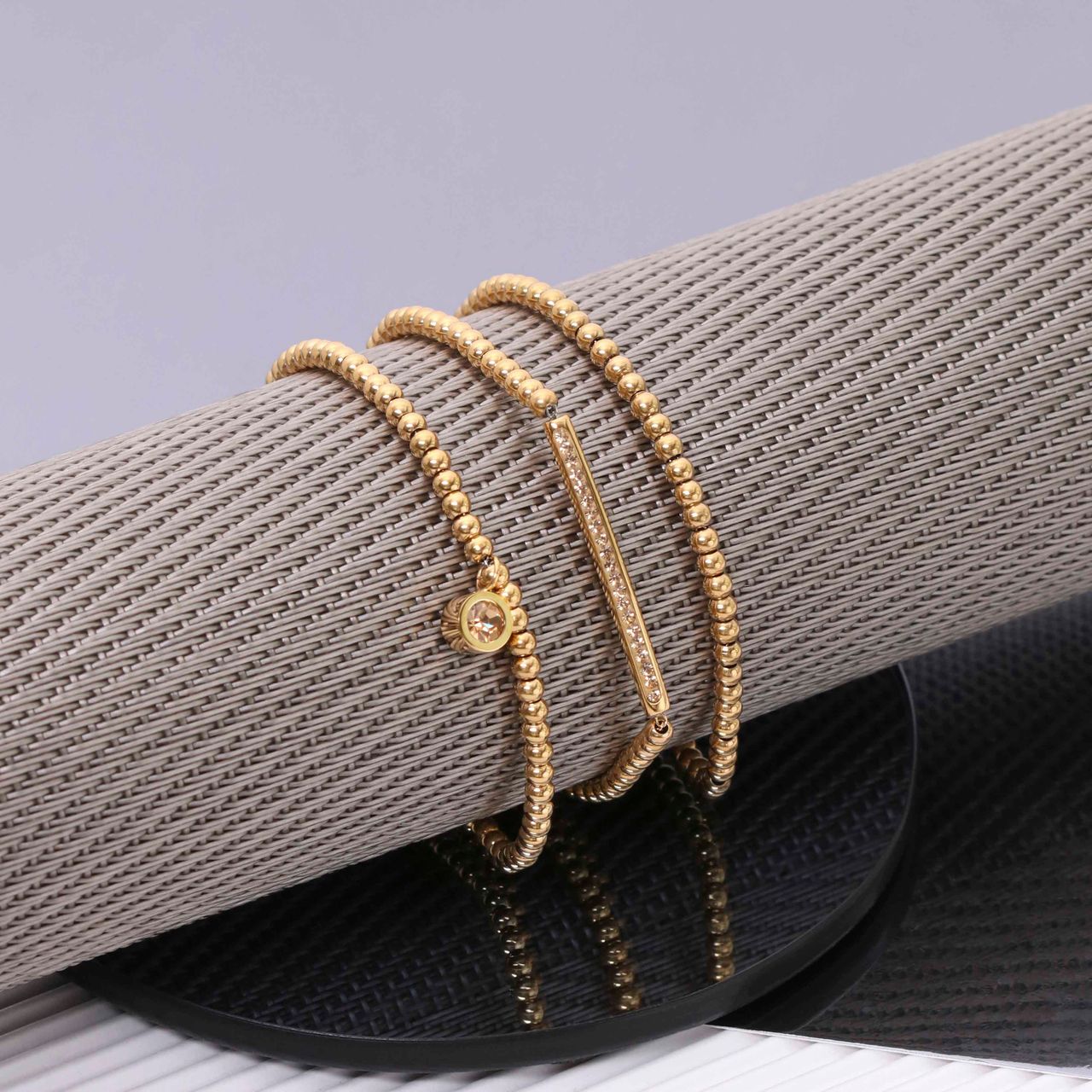 Gerecycleerd stainless steel armband gold bol