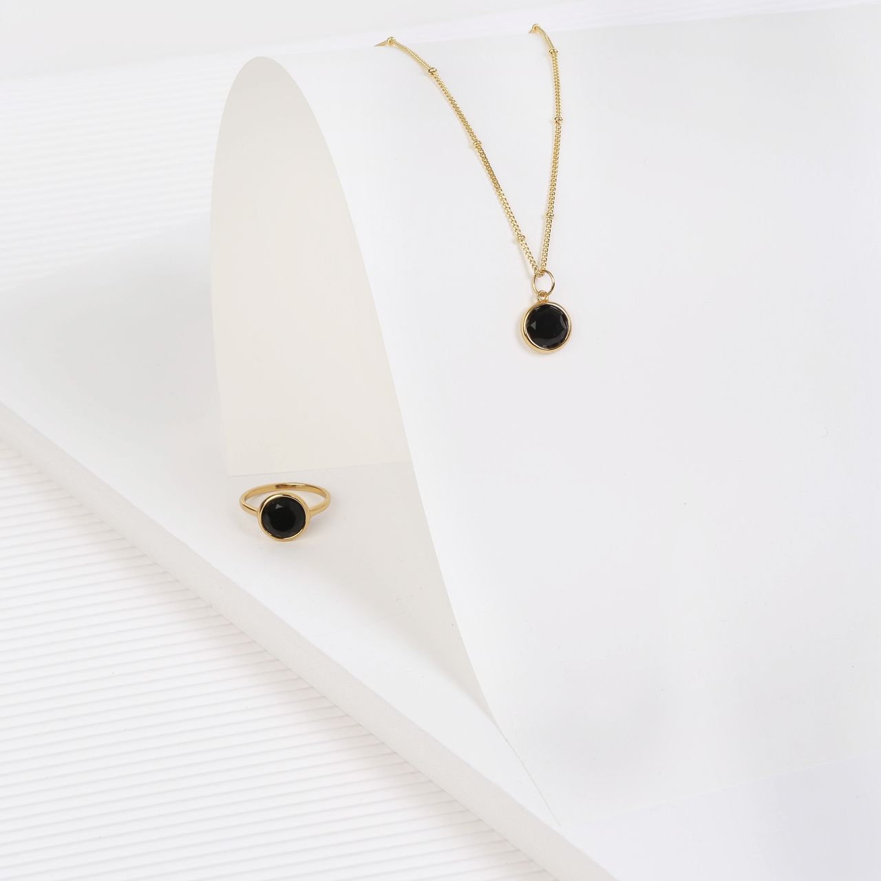 Zilveren ring gold Gemstone black onyx