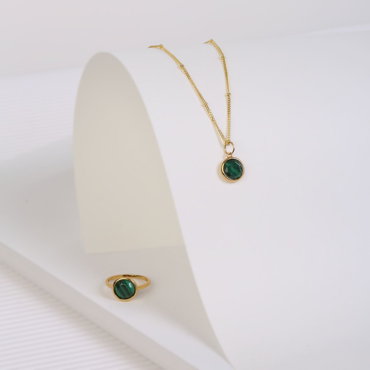 Zilveren ring gold Gemstone malachite