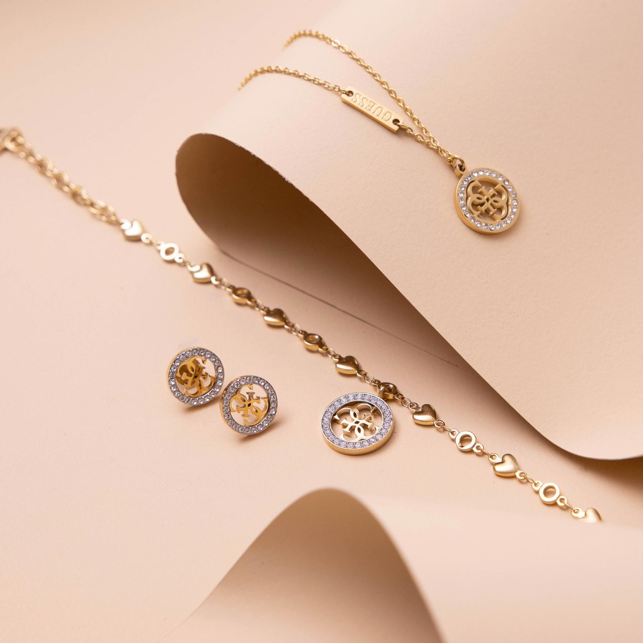 Guess stalen goldplated ketting met hanger met kristal voor dames