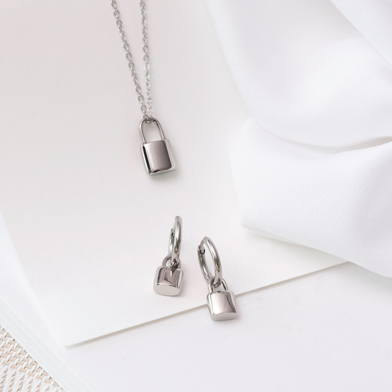 Stainless steel ketting&hanger slotje voor dames