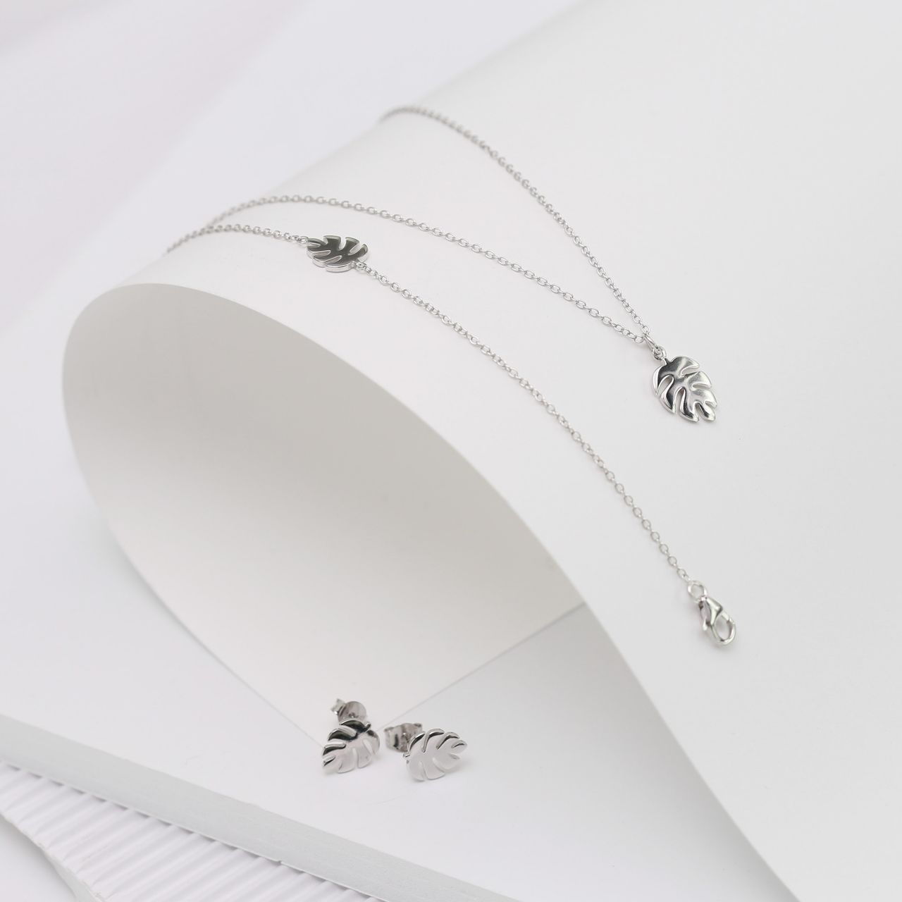 Halskette, 925 Silber, mit Anhänger, Blatt