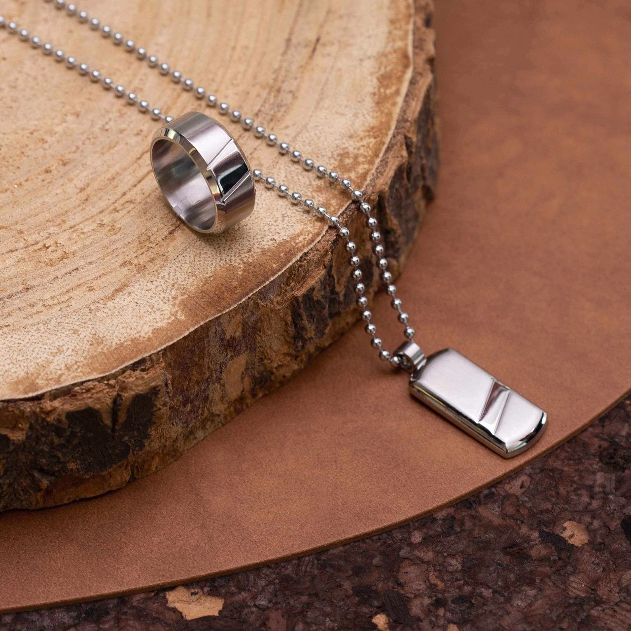 Gerecycleerd stainless steel herenring streep