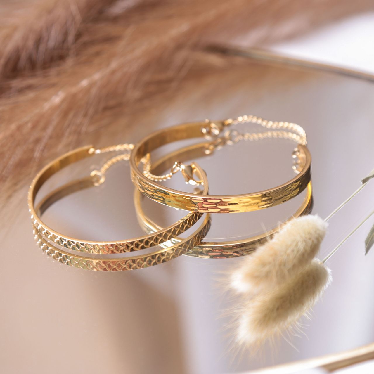 Stainless steel goldplated bangle voor dames