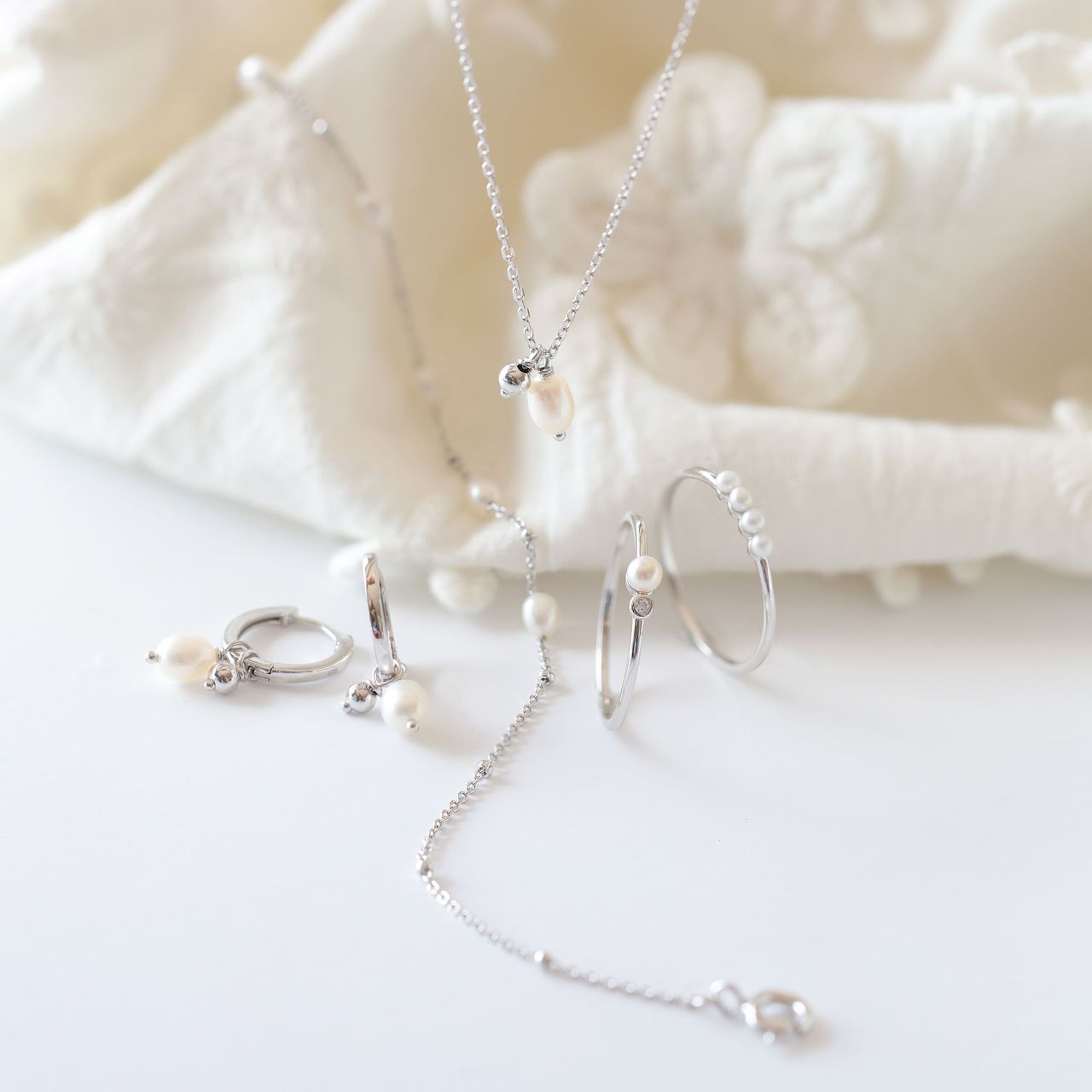 Ohrringe, 925 Silber, mit Anhänger, Süßwasserperle und Kügelchen