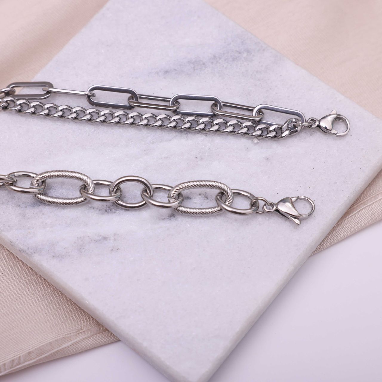 Gerecycled stainless steel armband ariane