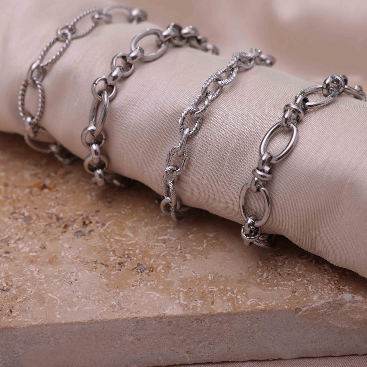 Gerecycleerd stainless steel armband enora