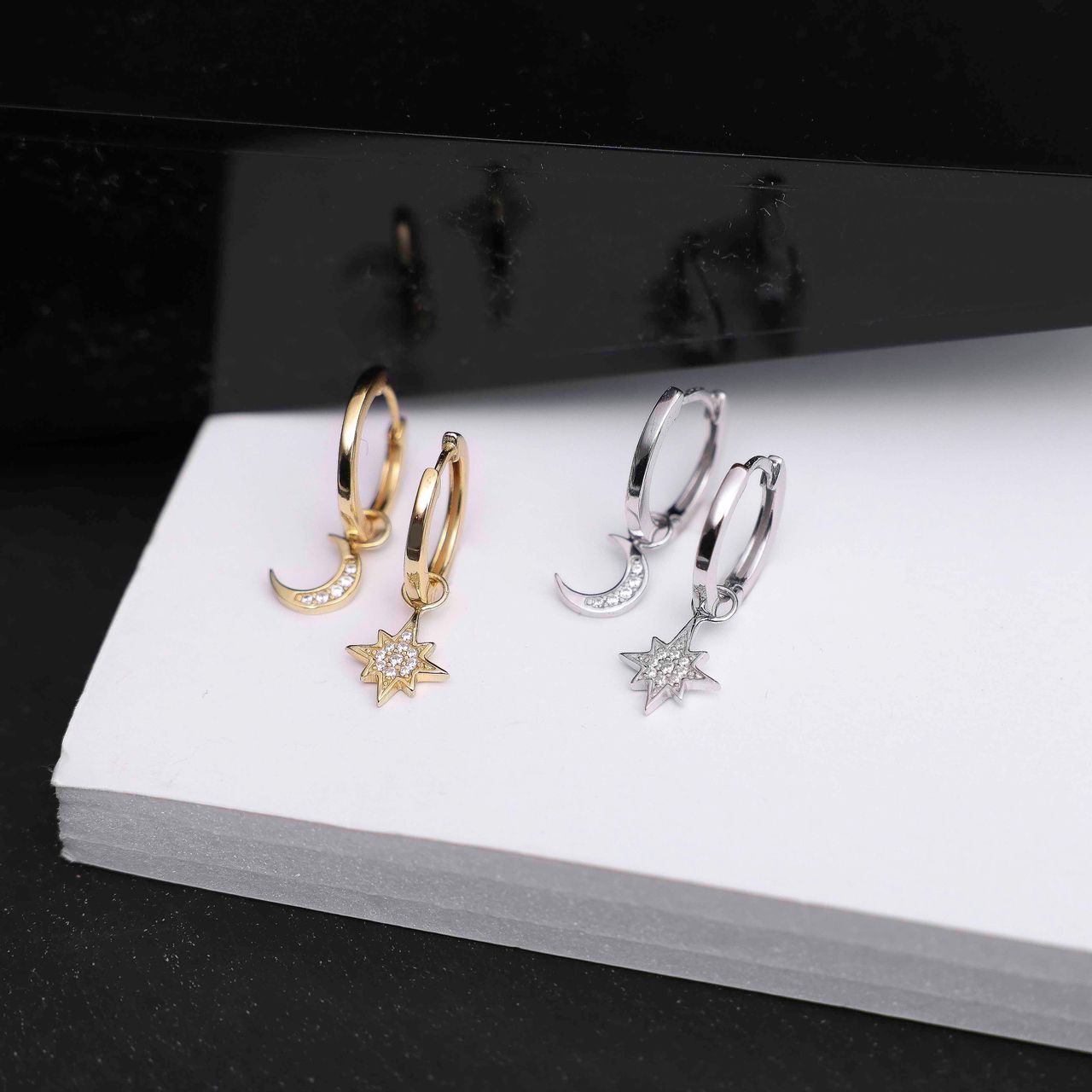 Zilveren goldplated oorringen ster met zirkonia voor dames