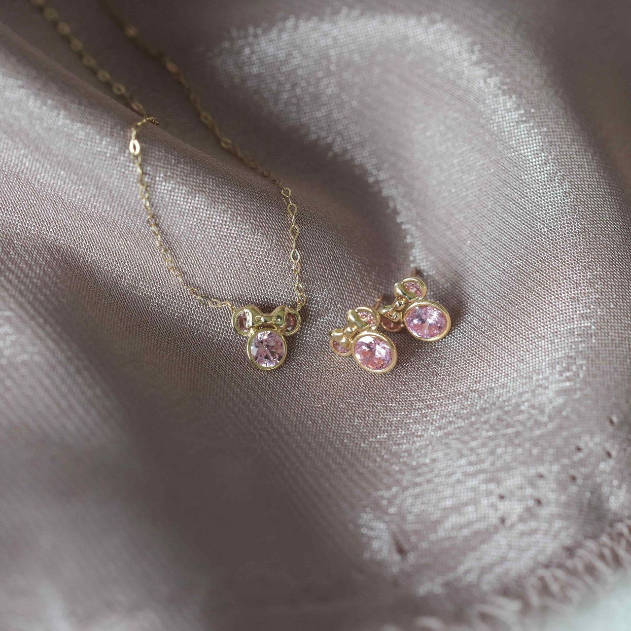 Disney Minnie Halskette, 375 Gold, Kristall in Rosa