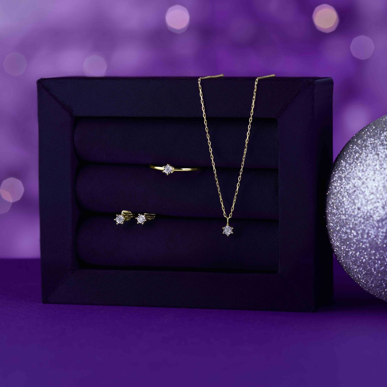 14K geelgouden oorknoppen solitair diamant 0,05ct