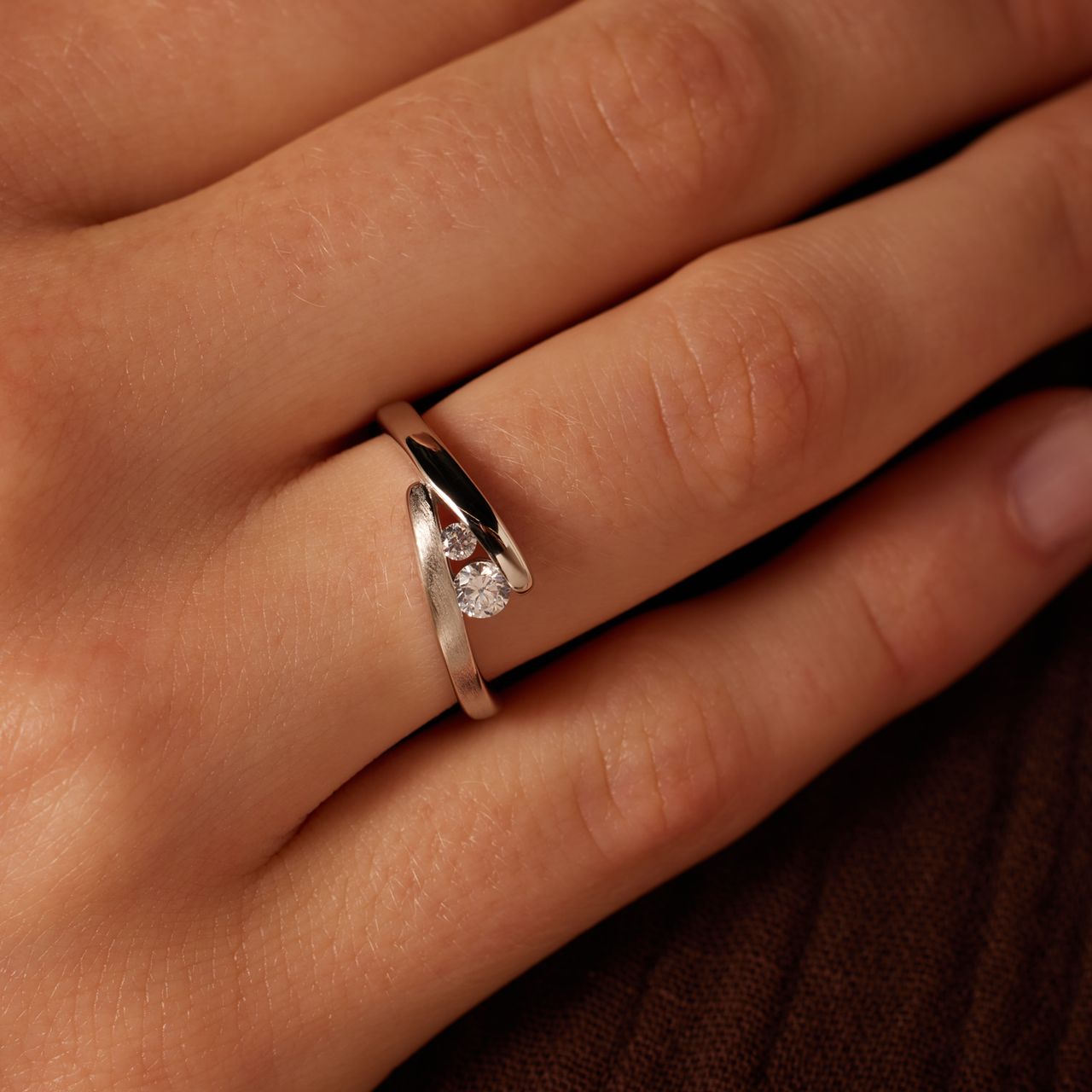 Zilveren ring met zirkonia