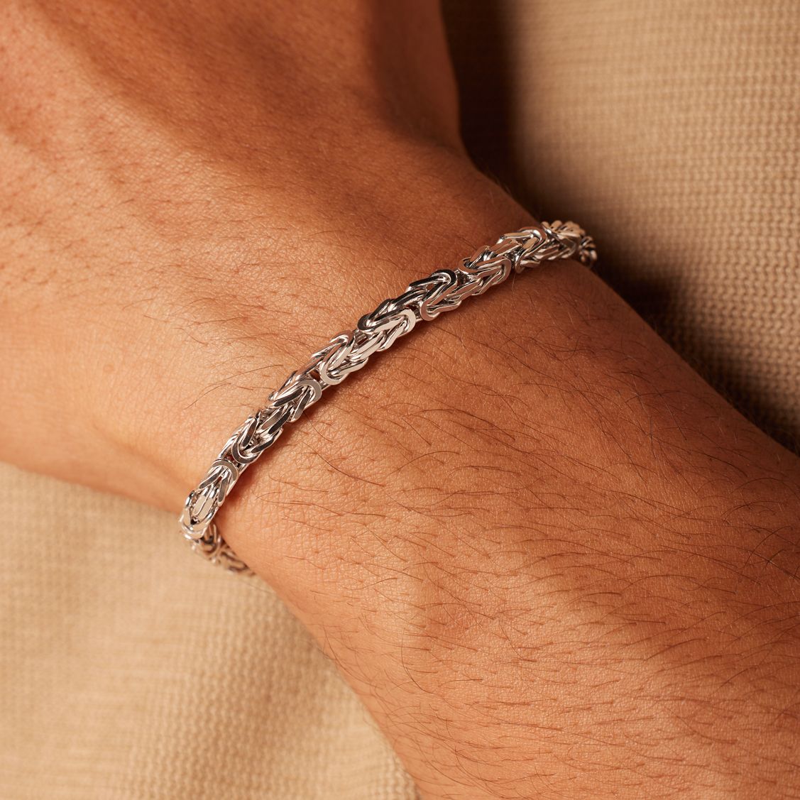 Gerecycleerd zilveren herenarmband koningsschakel.
