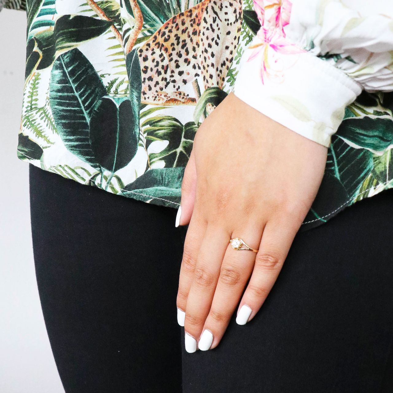 14 karaat geelgouden ring bloem met zirkonia