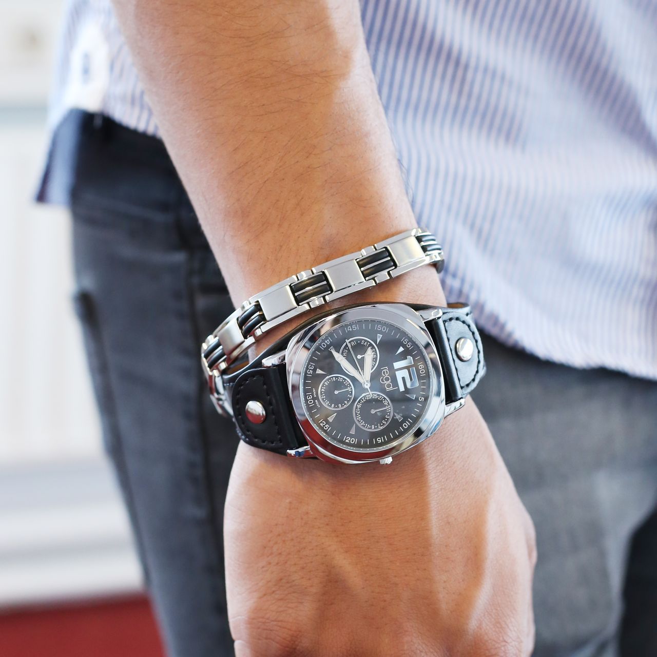 Gerecycled stalen herenarmband met zwarte accenten