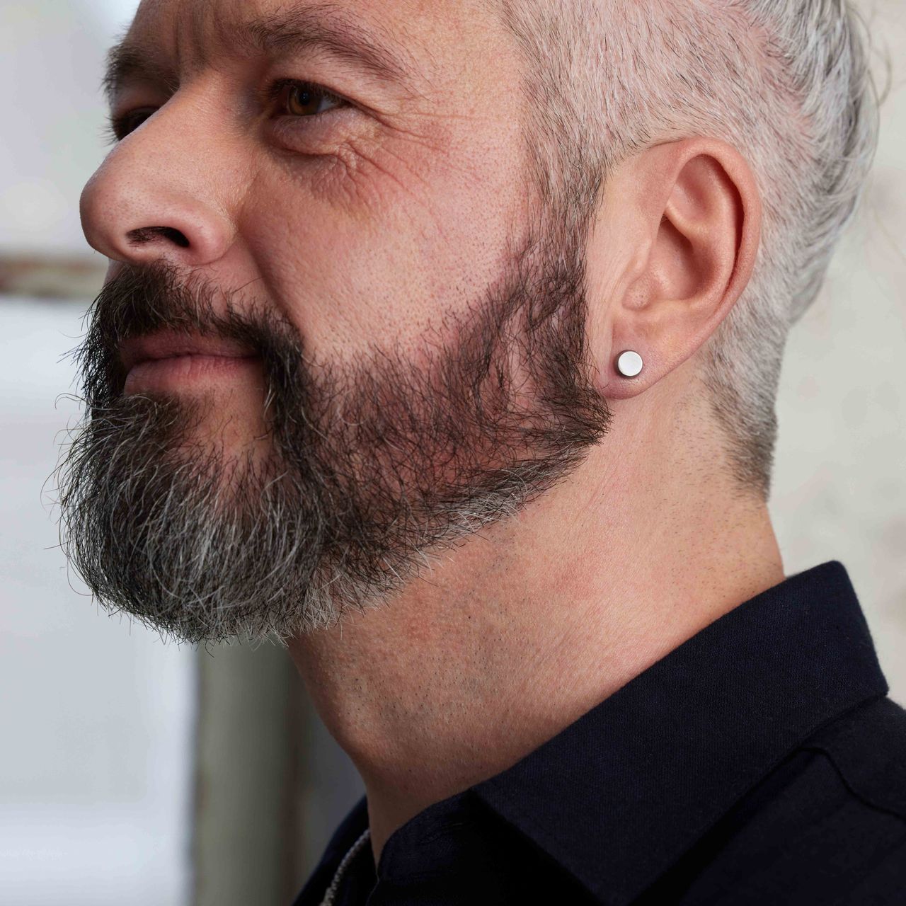 Gerecycleerd stalen herenoorbellen rond