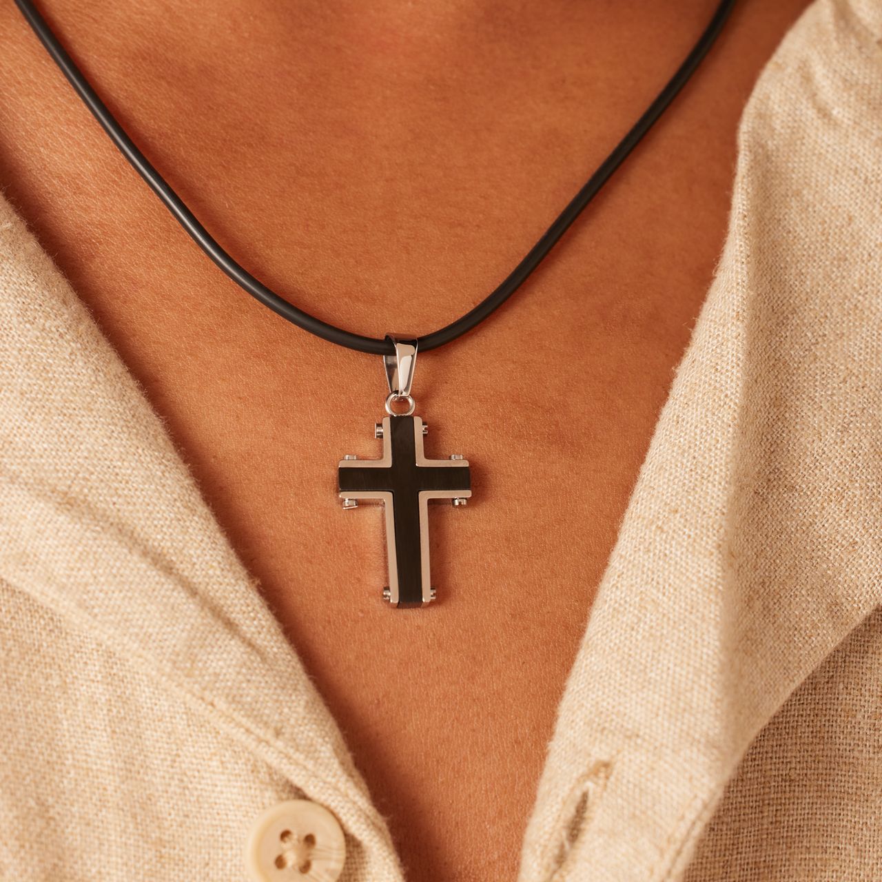 Gerecycled stainless steel herenketting silliconen met hanger kruis