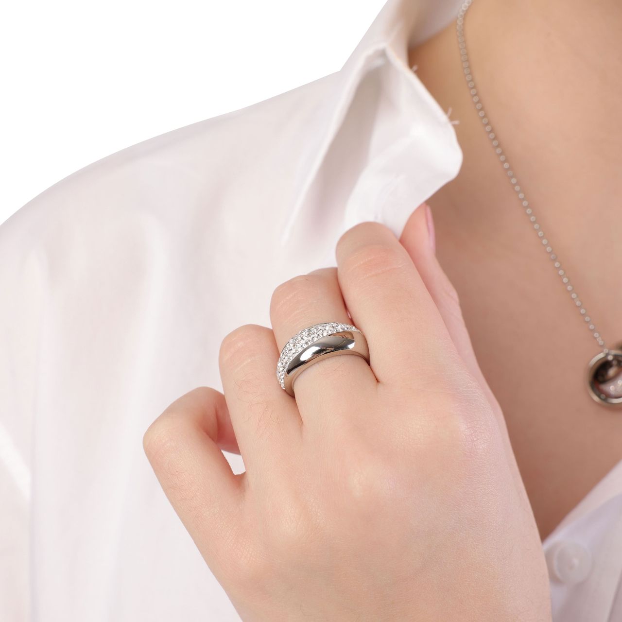 Gerecycleerd stalen ring met kristal