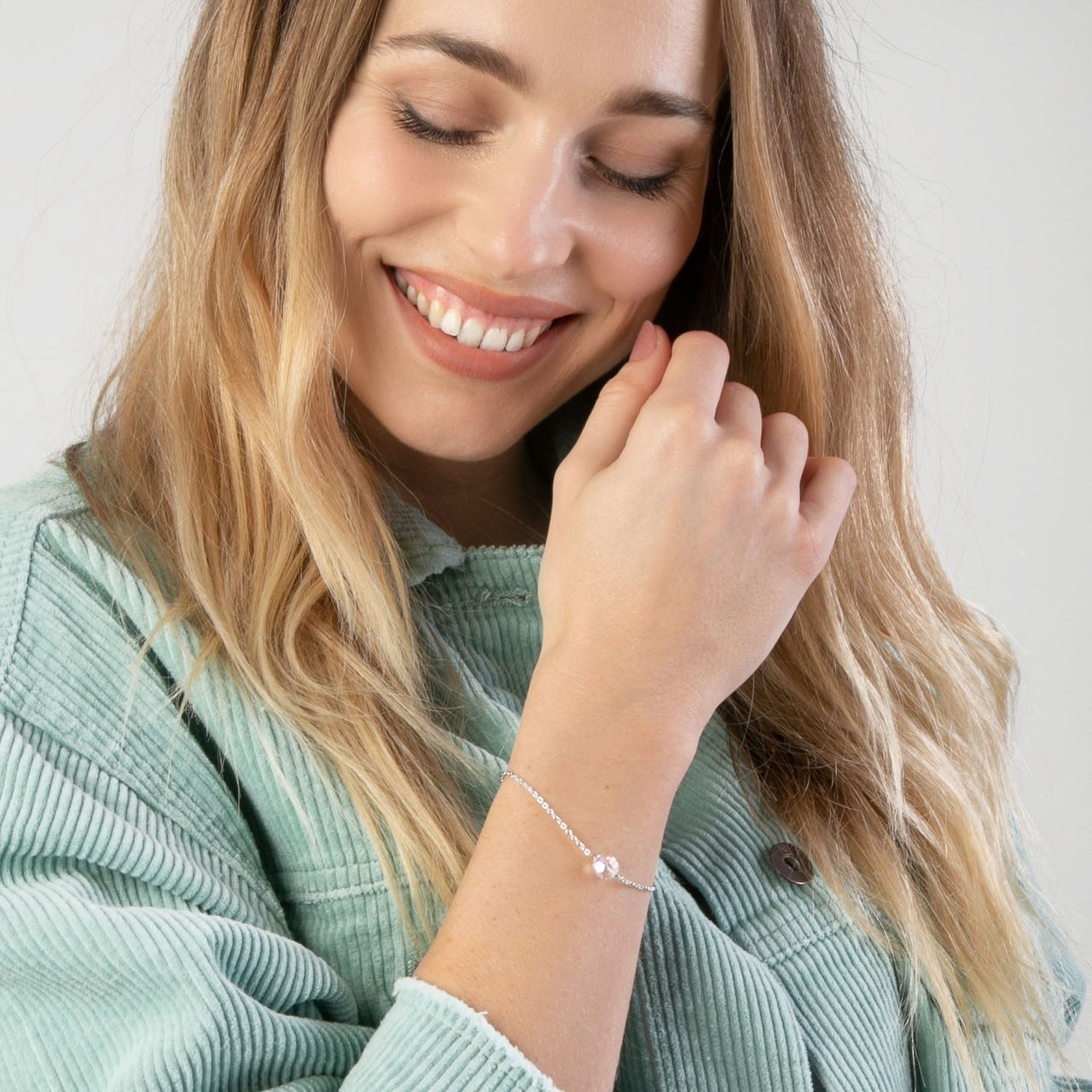Zilveren armband met kristal bol