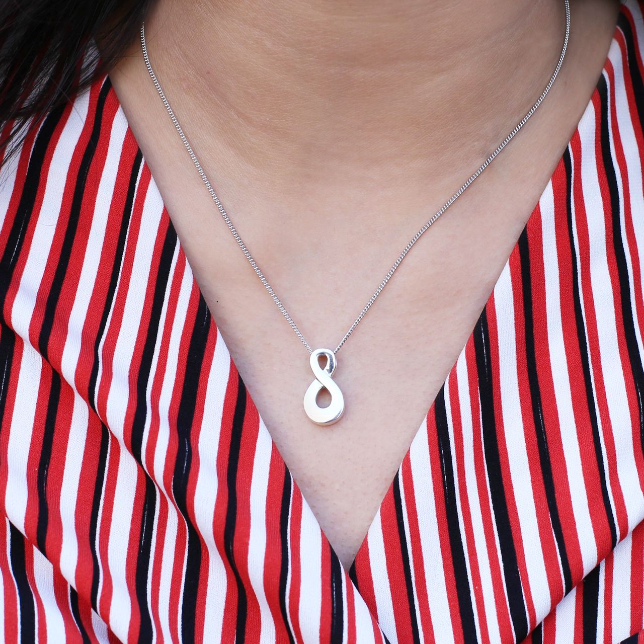 Asche-Anhänger aus 925 Silber „Infinity"