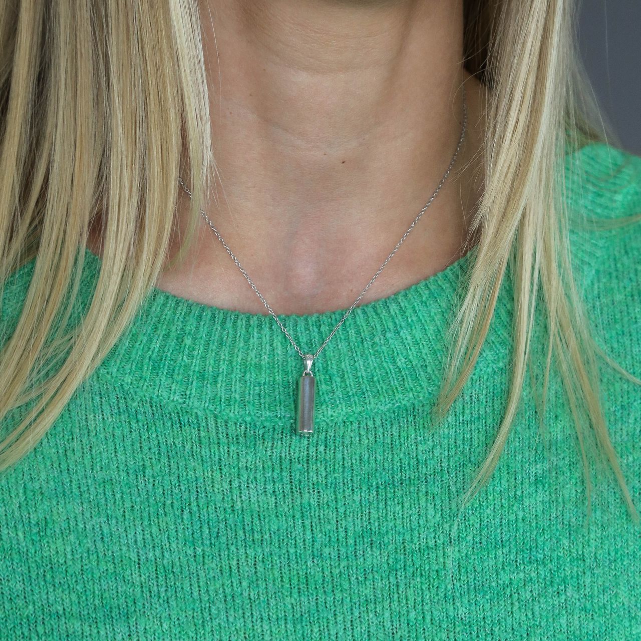 Asche-Anhänger aus 925 Silber Röhrchen