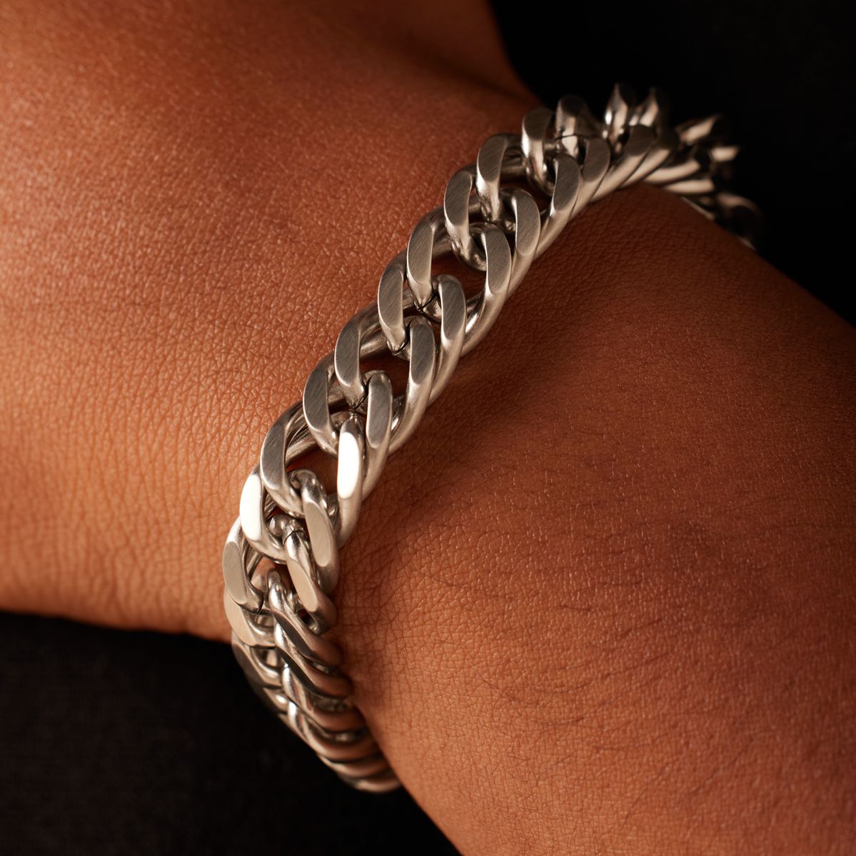 Gerecycleerd stainless steel herenarmband schakel mat