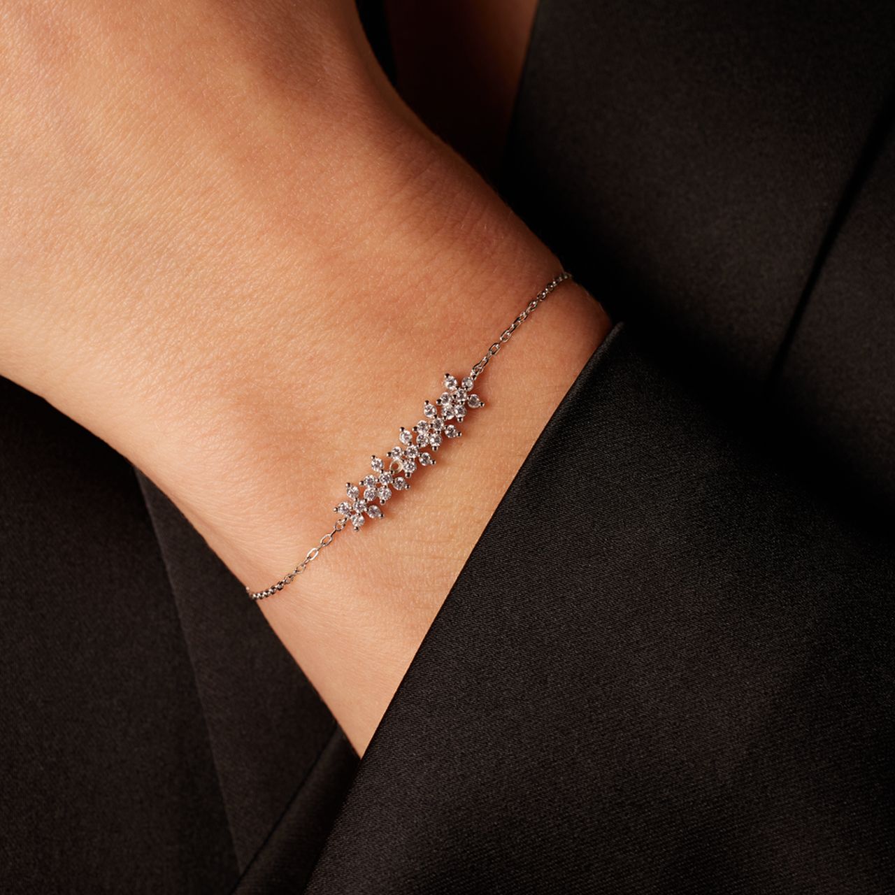 Armband in 925 Silber Blumen mit Zirkonia