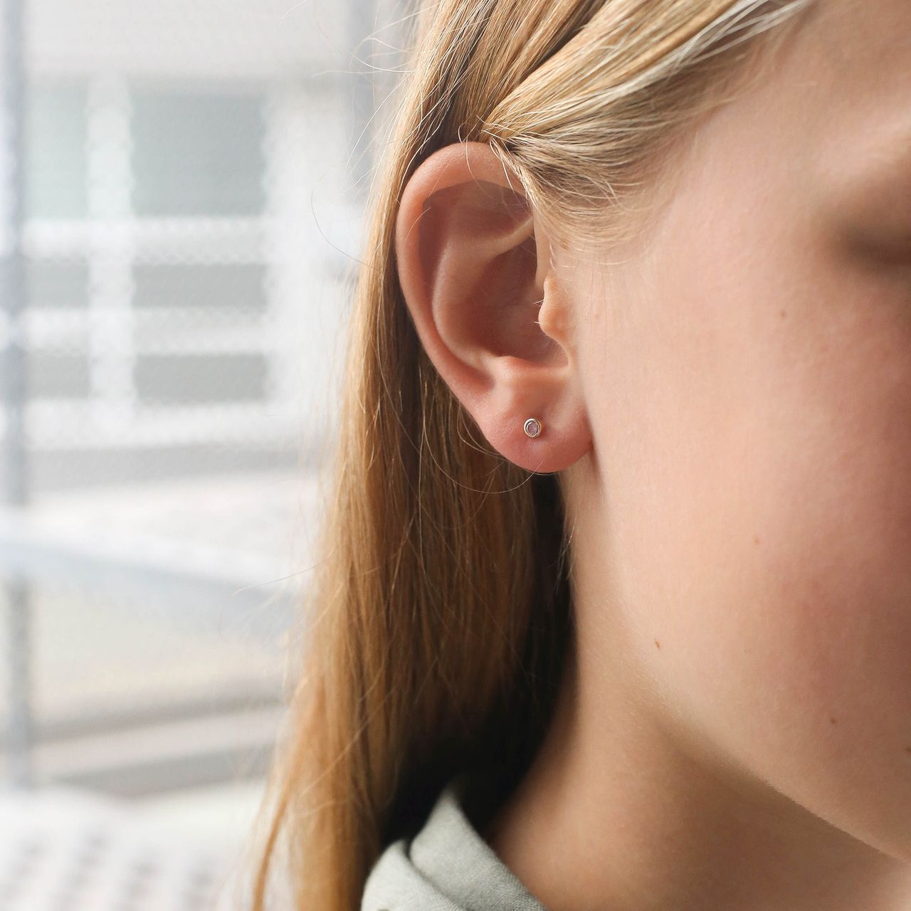 Ohrringe, 585 Gelbgold, mit Zirkonia in Rosa, 3 mm