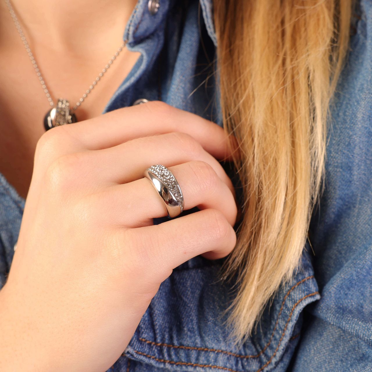 Gerecycled stalen ring black diamond kristal