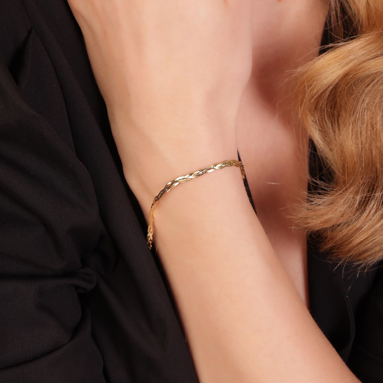 Armband, 375 Gold, Fischgrätkette