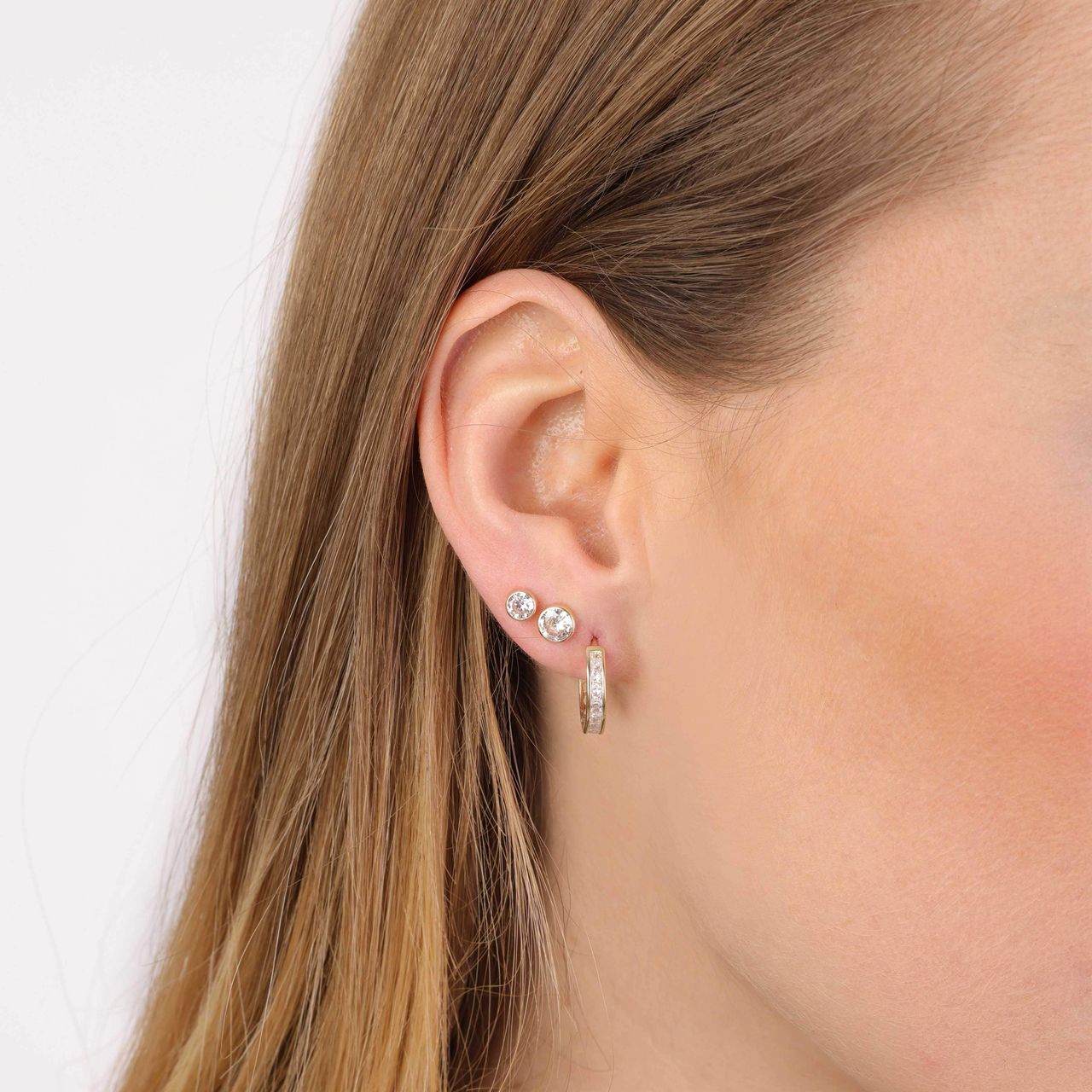 9-karätige Ohrstecker mit Zirkonia 5 mm