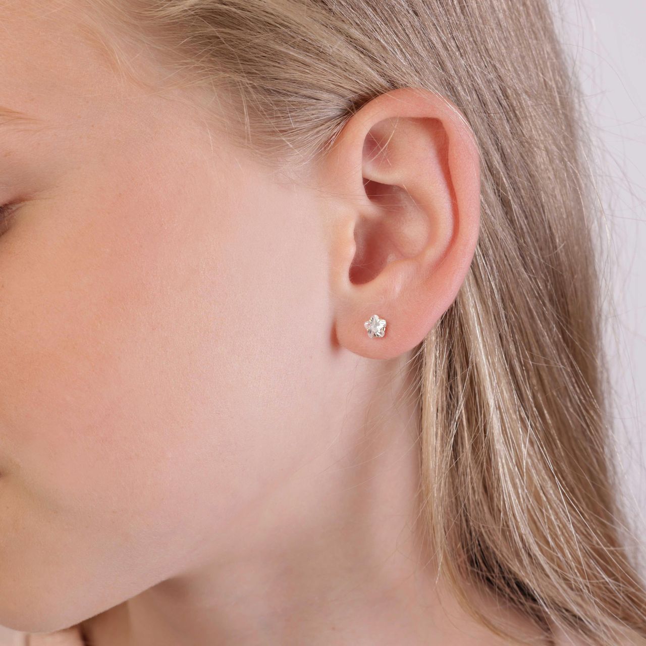 Kinder-Ohrstecker, 375 Gold, Blume Zirkonia