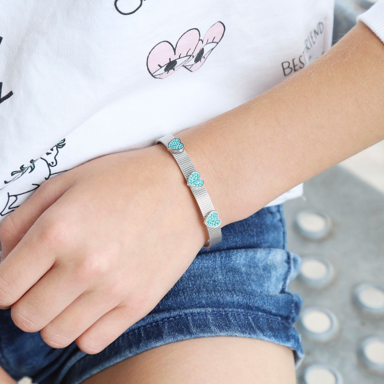 Gerecycleerd stainless steel kinderarmband hart met blue zircon kristal