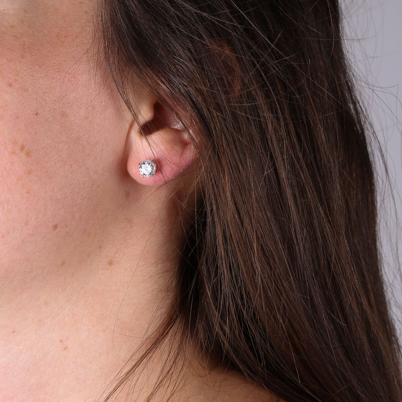 Zilveren oorbellen met zirkonia rond