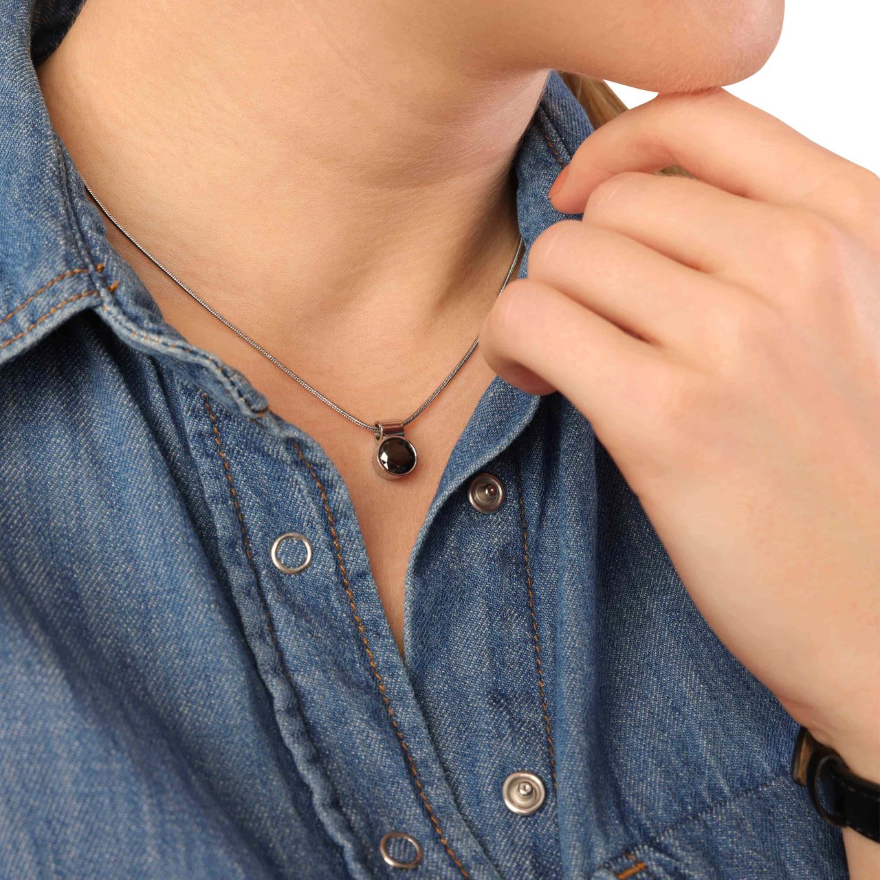 Gerecycleerd stainless steel ketting met zwarte zirkonia
