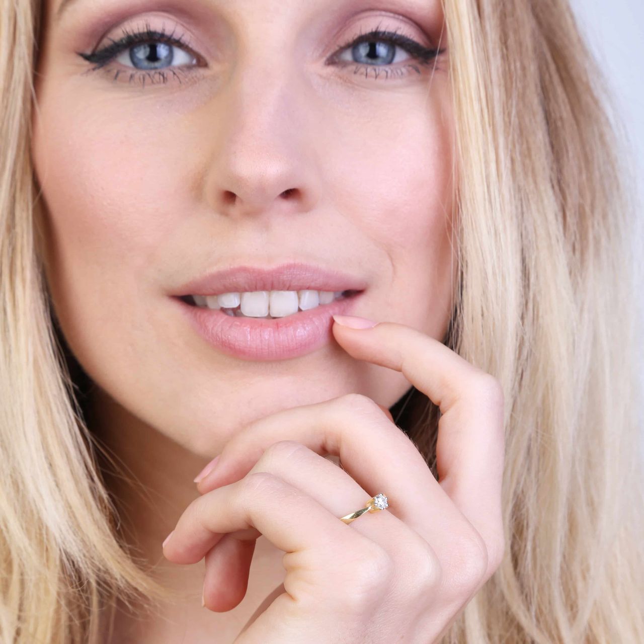 Geelgouden solitair ring met diamant (0,30ct.)