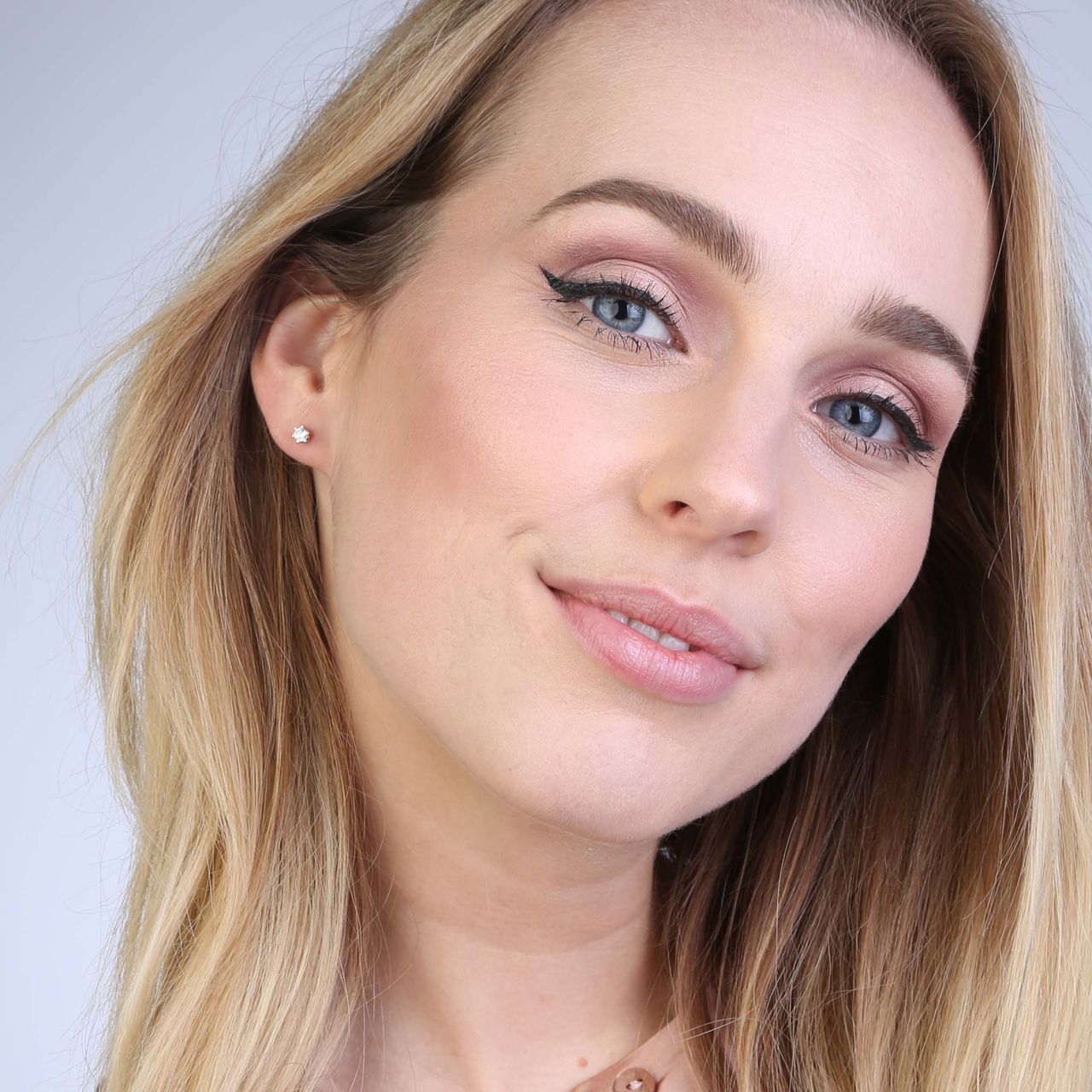 Geelgouden solitair oorbellen  diamanten (0,47ct.)