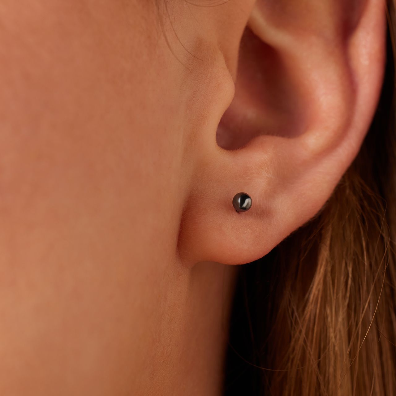 Zilveren oorknoppen bol blackplated 3mm voor dames