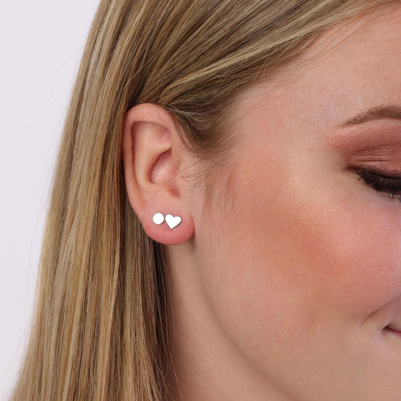 Zilveren oorbellen rhodiumplated hart