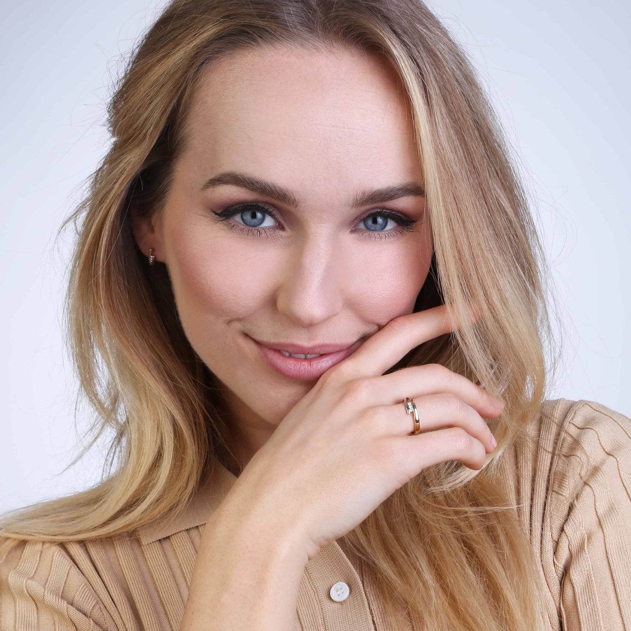 Zweifarbiger Ring, 585 Gold, mit Diamant 0,06 kt