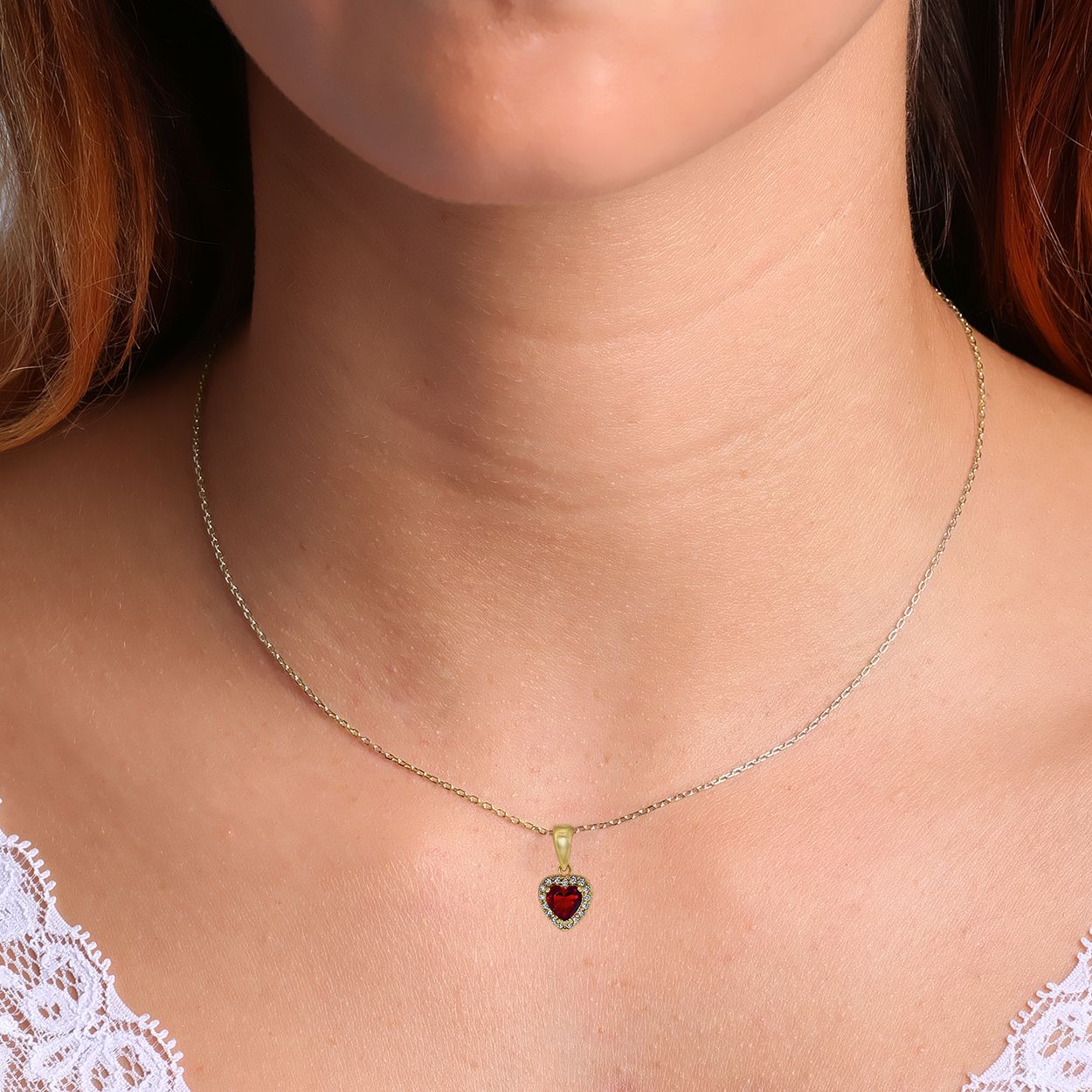 Goldplated ketting & hanger ruby hart zirkonia