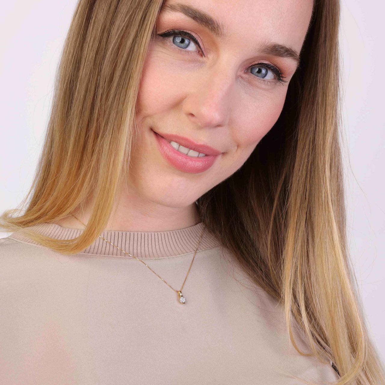 Entourage-Halskette, 585 Gelbgold, Diamant 0,06 kt