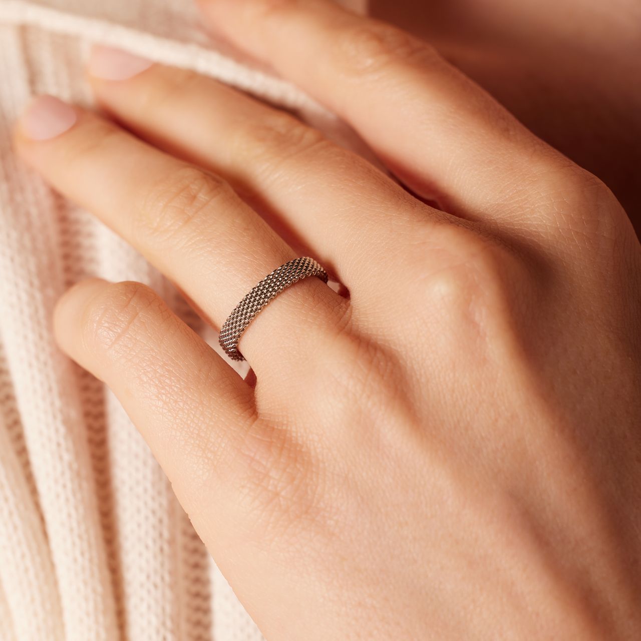 Gerecycleerd stainless steel ring mesh