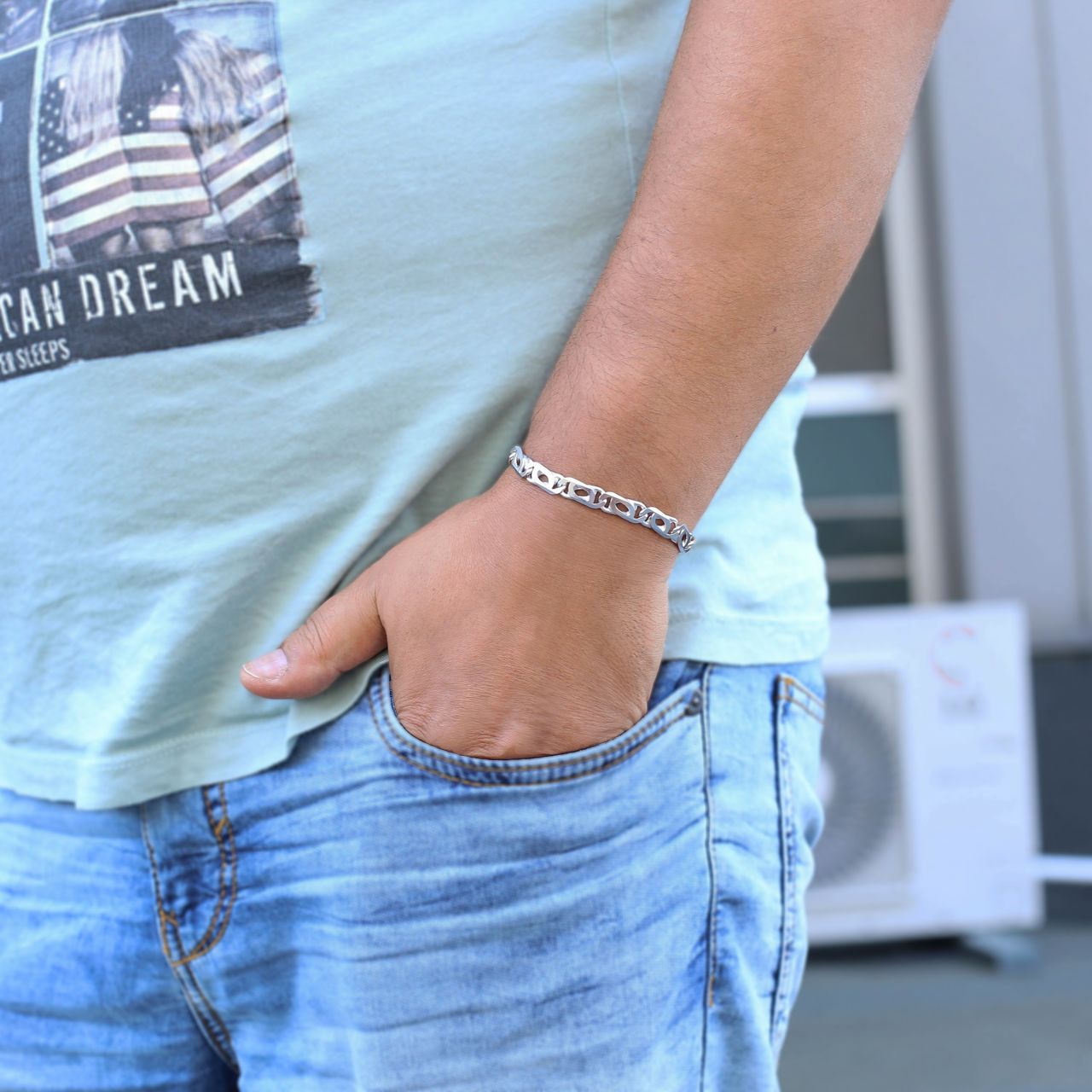 Gerecycleerd zilveren herenarmband. 