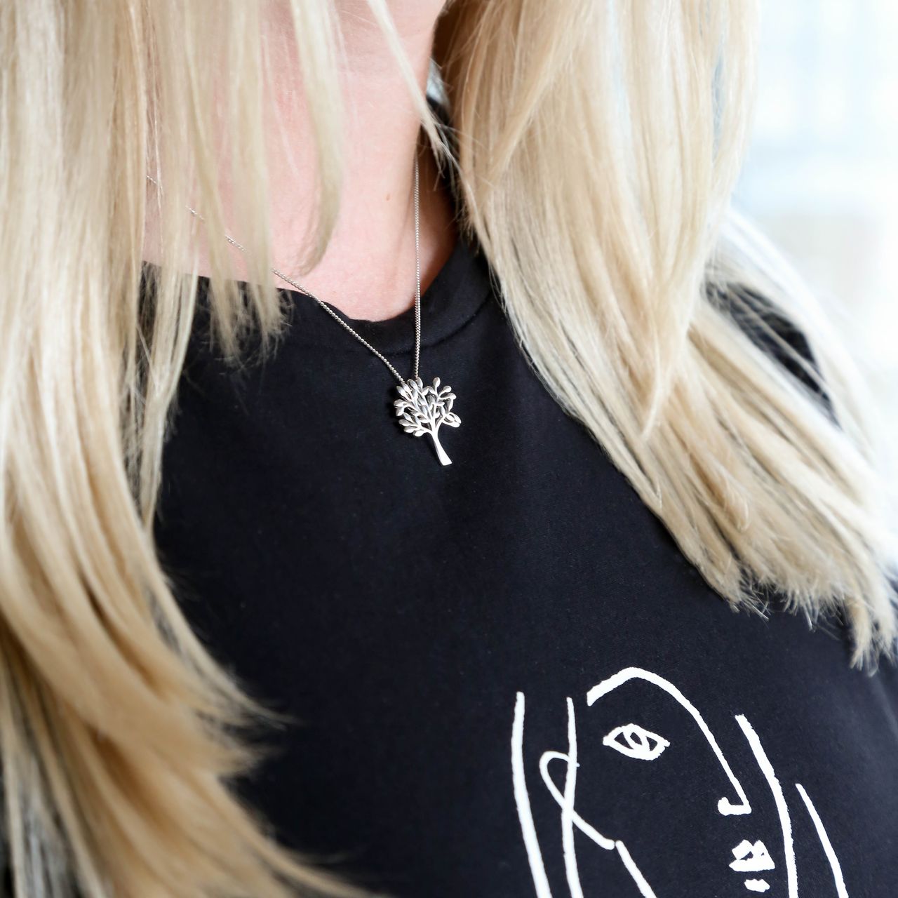 Zilveren ketting&hanger levensboom