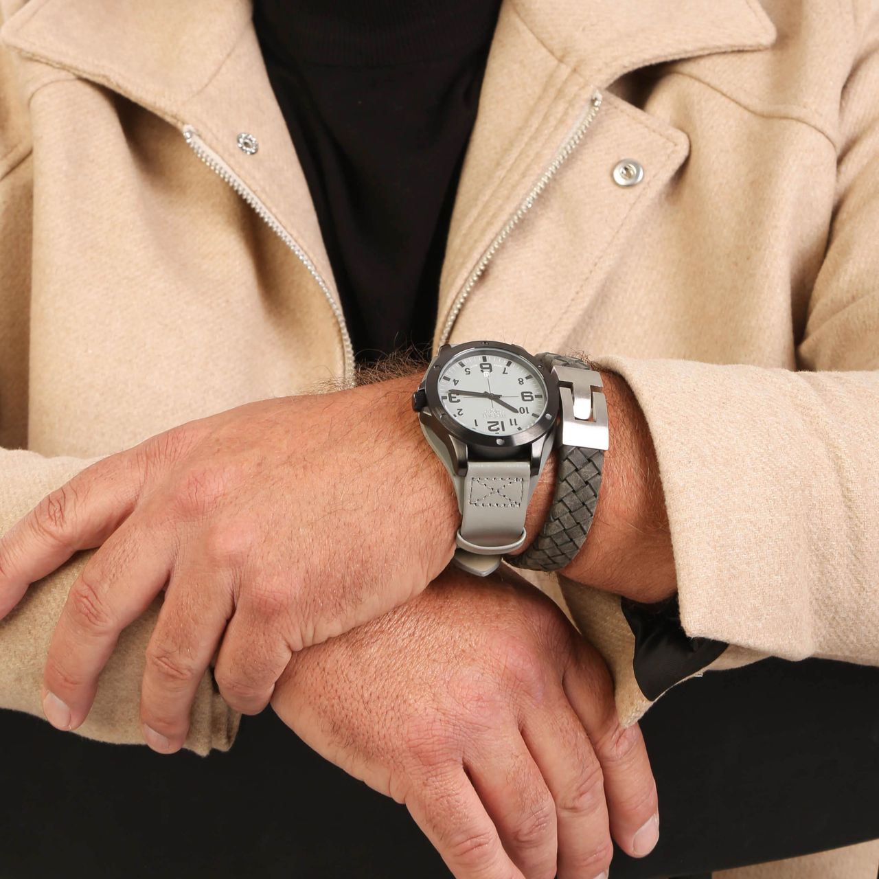Urban Story horloge met een grijze leren band